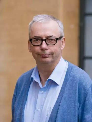 Stephen Bond