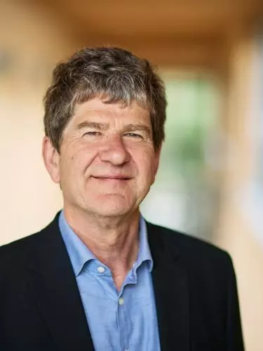 Dr Richard Collier