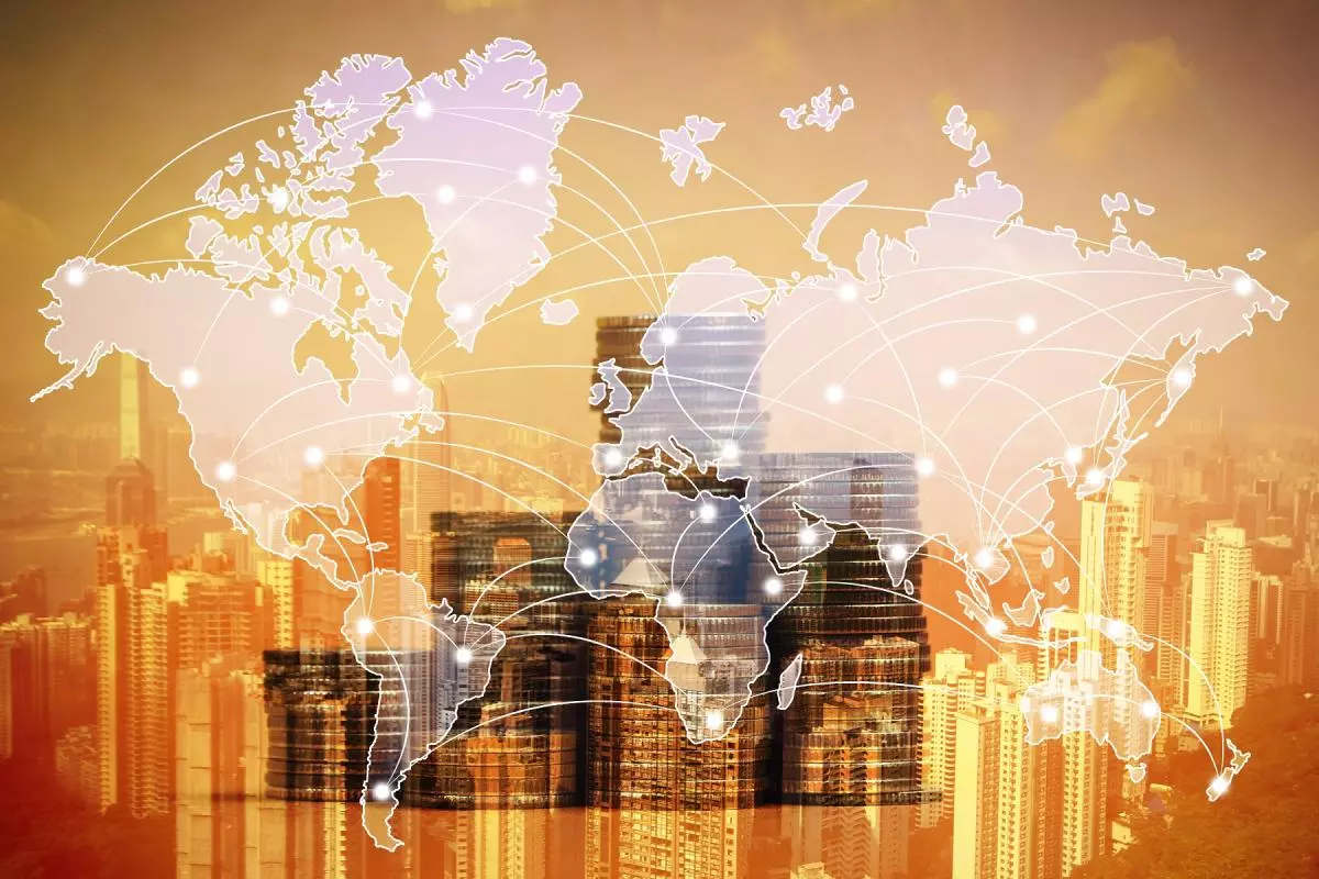 istock 1015855862 global taxes yellow